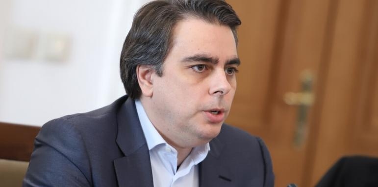 Асен Василев: България играе в отборите на ЕС и НАТО, владеем положението
